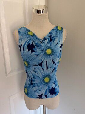 VINTAGE BLUE ING FLORAL‎ COW NECK TOP